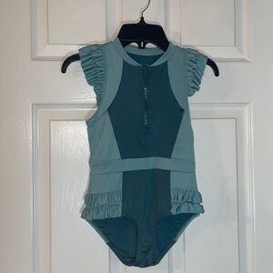 Joyfolie girls swim size 8. Only used for photos once and hand washed